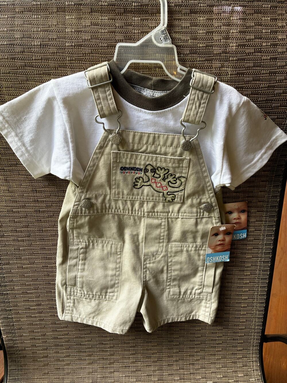 NWT vintage OshKosh Baby 2 Piece Overalls Outfit 6-9 Months Gecko Tiki Island
